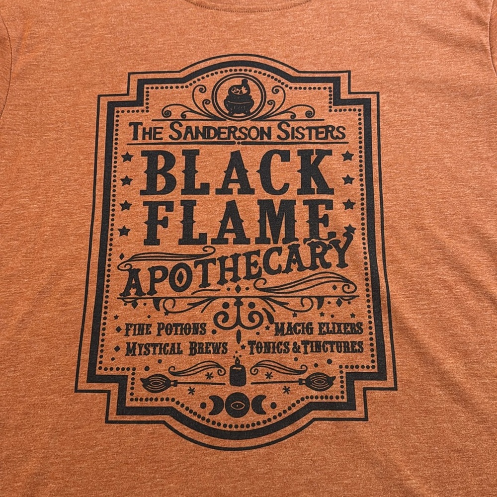 Black Flame Sanderson Sisters Graphic T Shirt Fall Hocus Pocus Women’s Medium - Picture 4 of 11